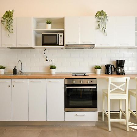 Classy Comfort - Chic Studio On Regina Elisabeta บูคาเรสต์ ภายนอก รูปภาพ